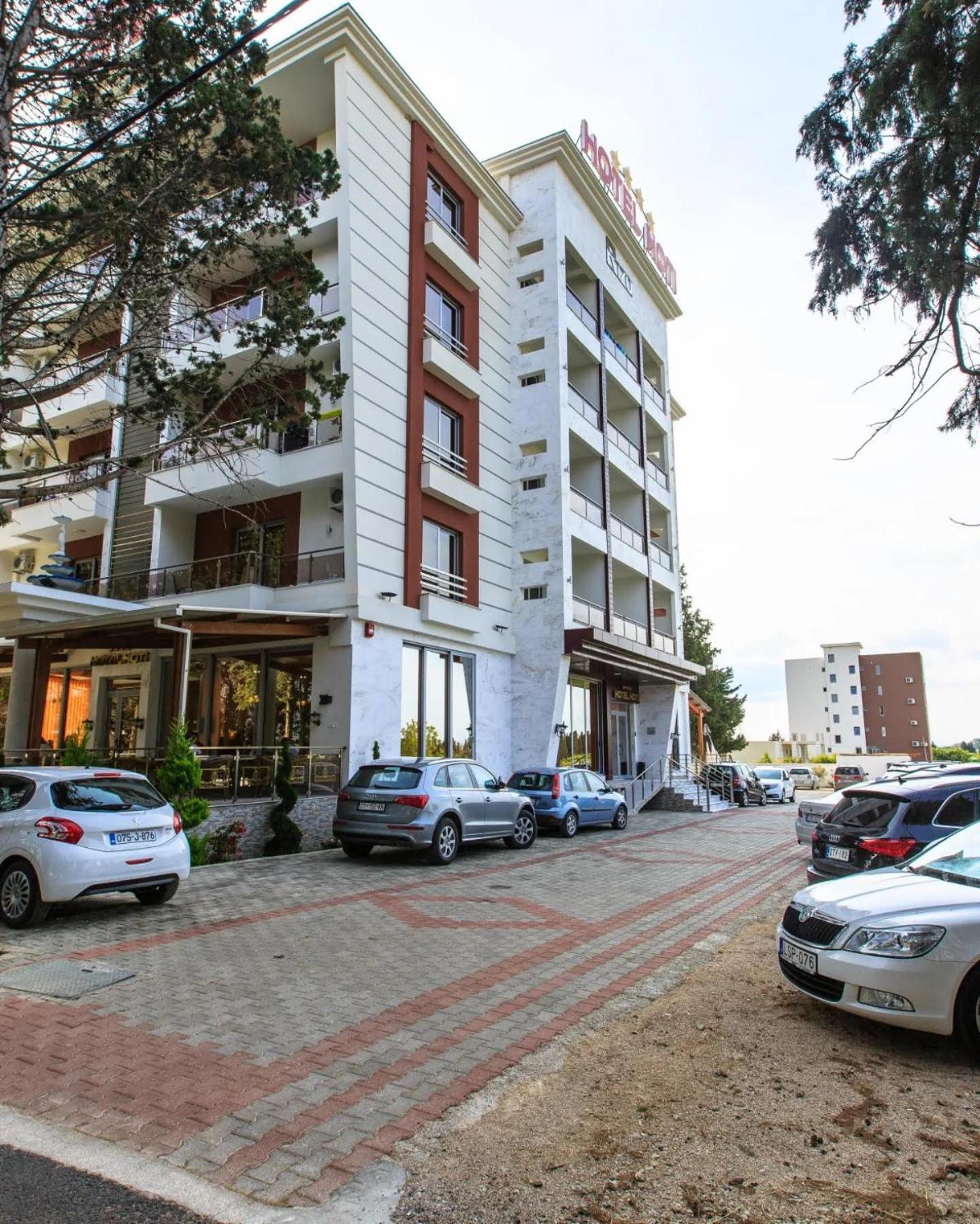 Hotel Hoti II Rizo Ulcinj Velika Plaza ภายนอก รูปภาพ